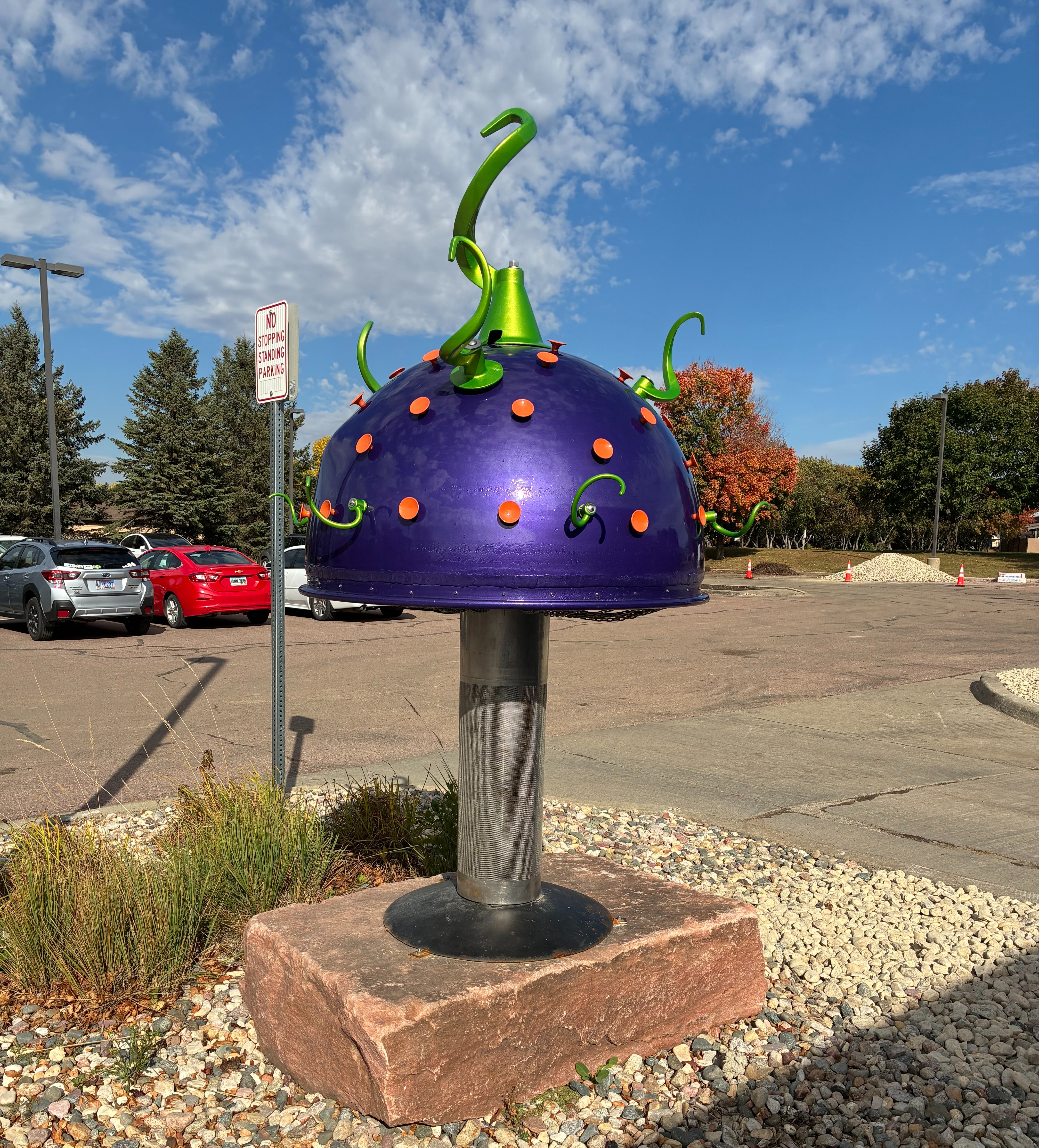 Sculpture Toadstool Jubilee by Steve Bormes